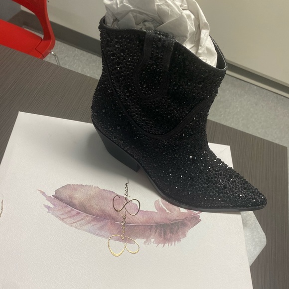 Jessica Simpson - Picture 2 of 3